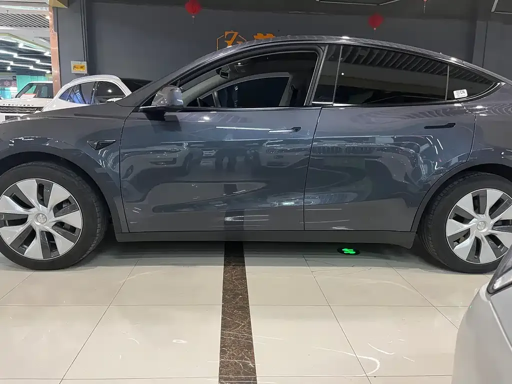Tesla Model Y 2022 из CN, фото 7