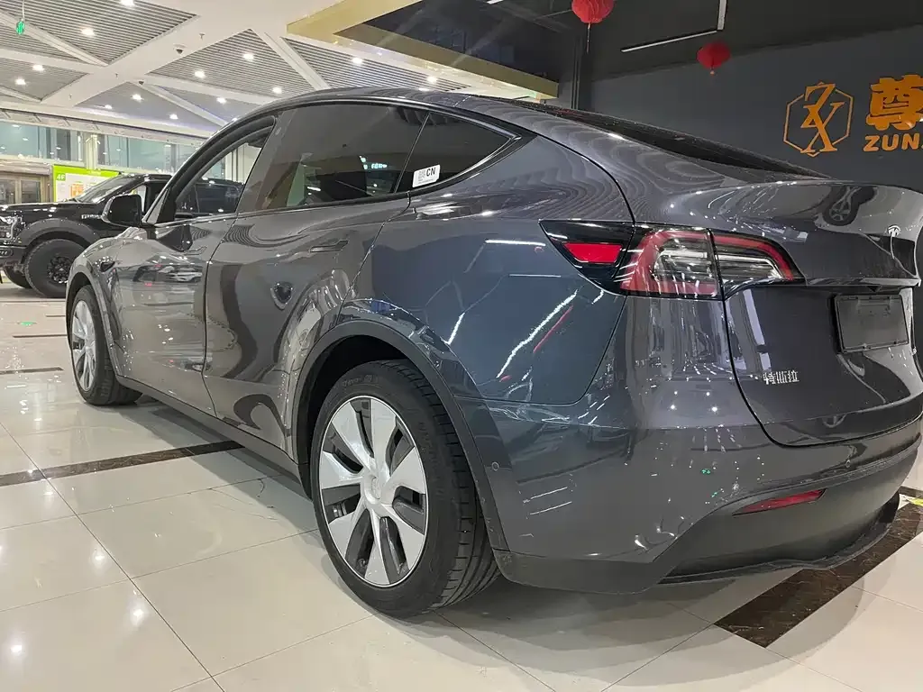 Tesla Model Y 2022 из CN, фото 8