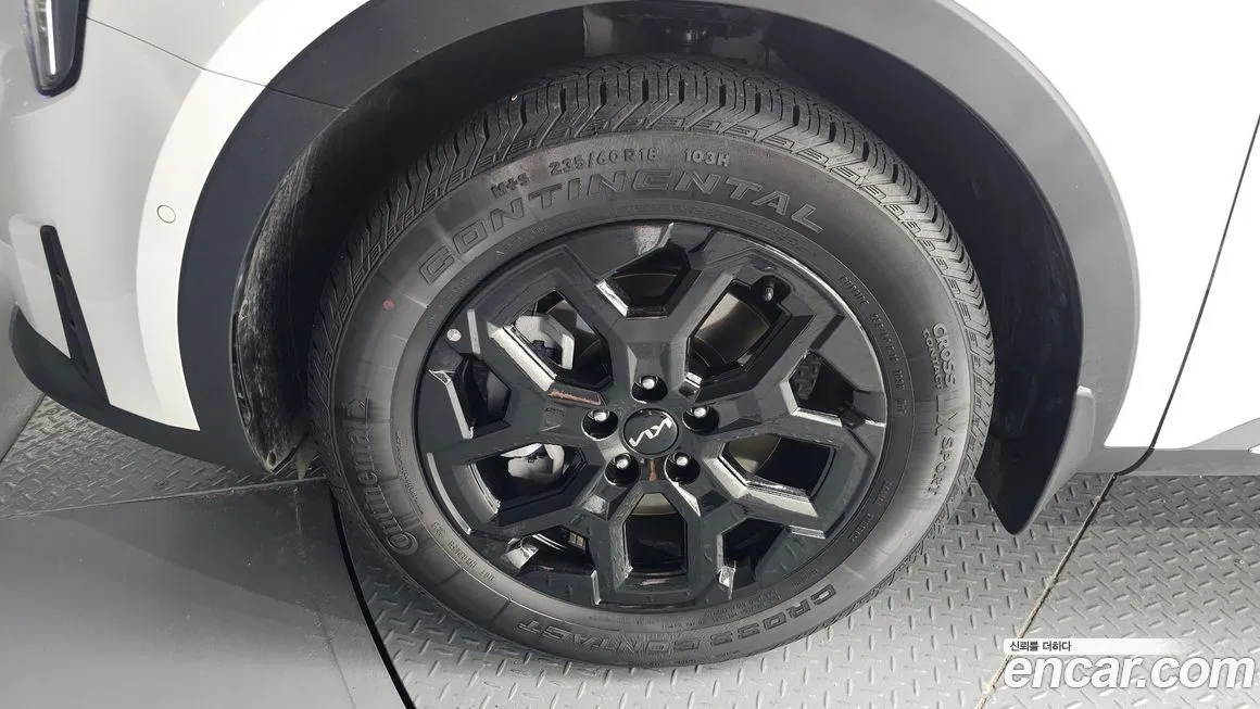 Kia Sorento — фото 5