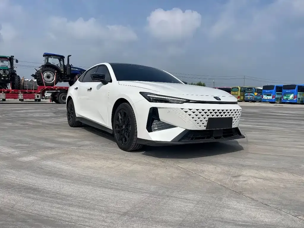 Changan UNI-V 2025 из CN, фото 3