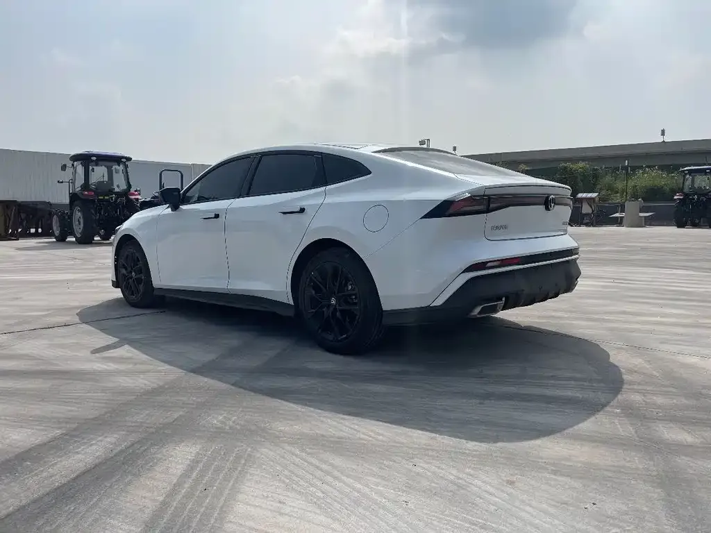 Changan UNI-V 2025 из CN, фото 6