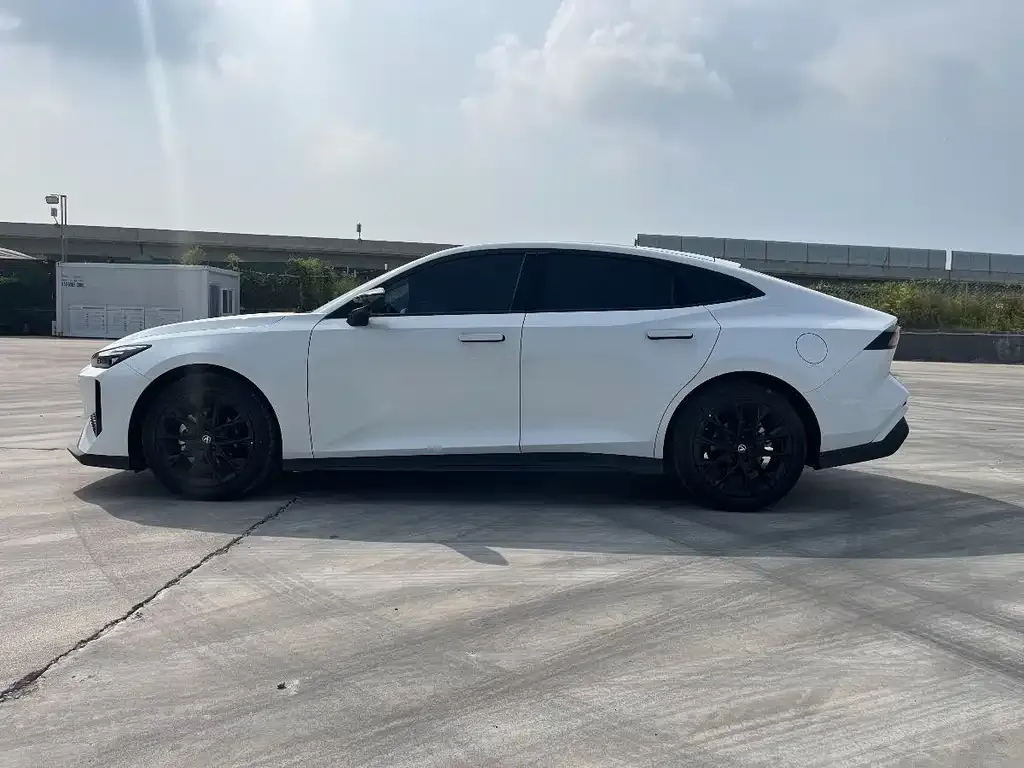 Changan UNI-V 2025 из CN, фото 7