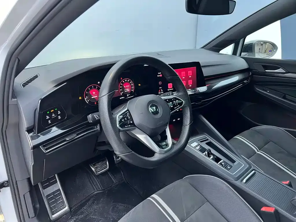 Volkswagen Golf 2022 из CN, фото 9