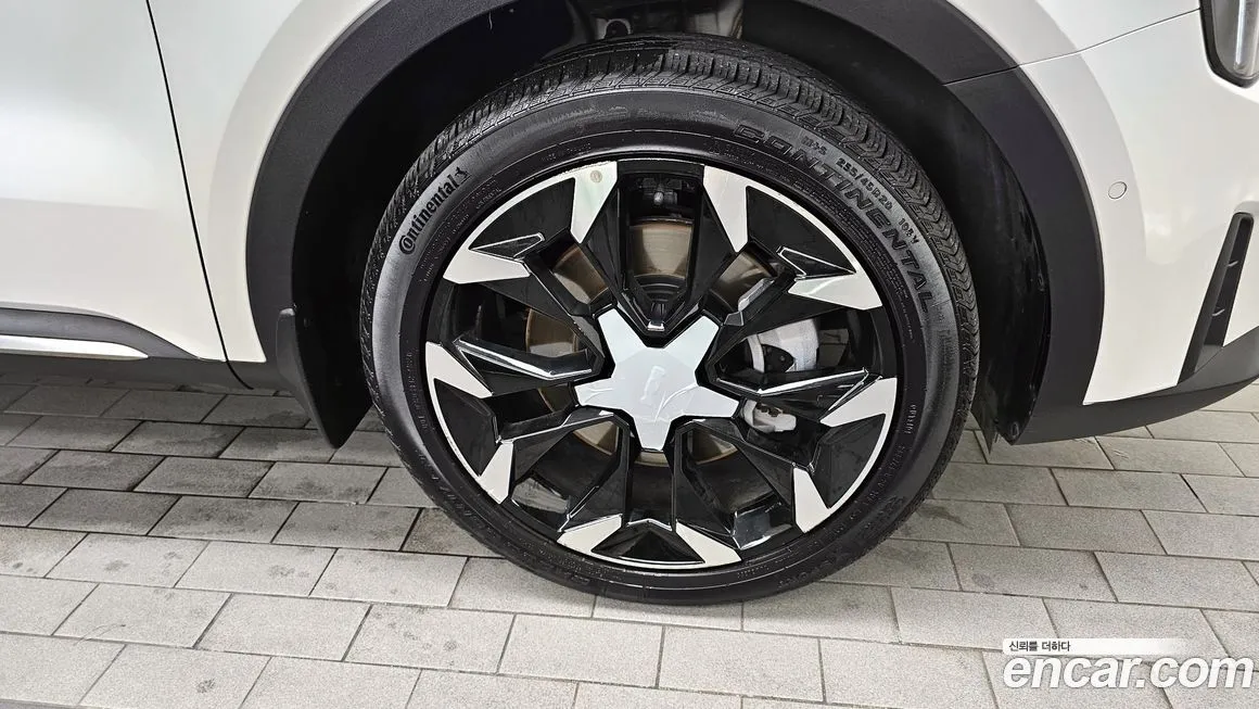 Kia Sorento — фото 5