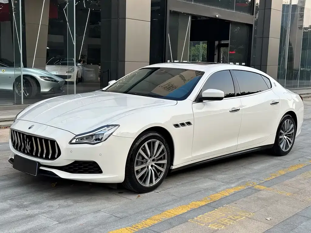 Maserati Quattroporte 2021 из CN, фото 1