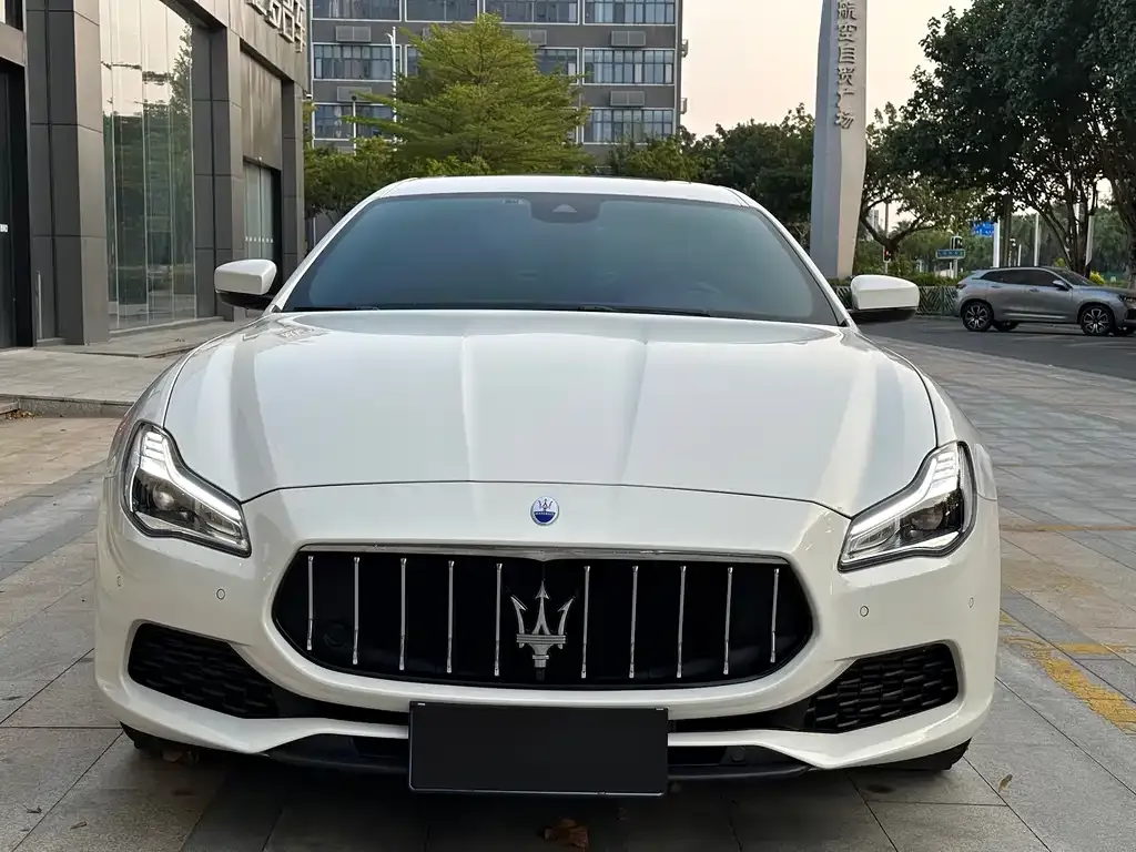 Maserati Quattroporte 2021 из CN, фото 2