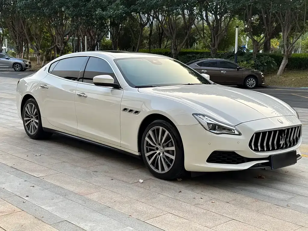 Maserati Quattroporte 2021 из CN, фото 3
