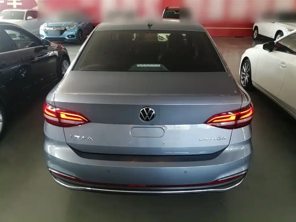 Volkswagen Lavida 2023 из CN, фото 6