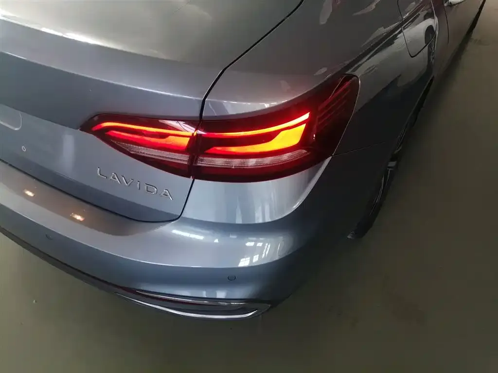 Volkswagen Lavida 2023 из CN, фото 8