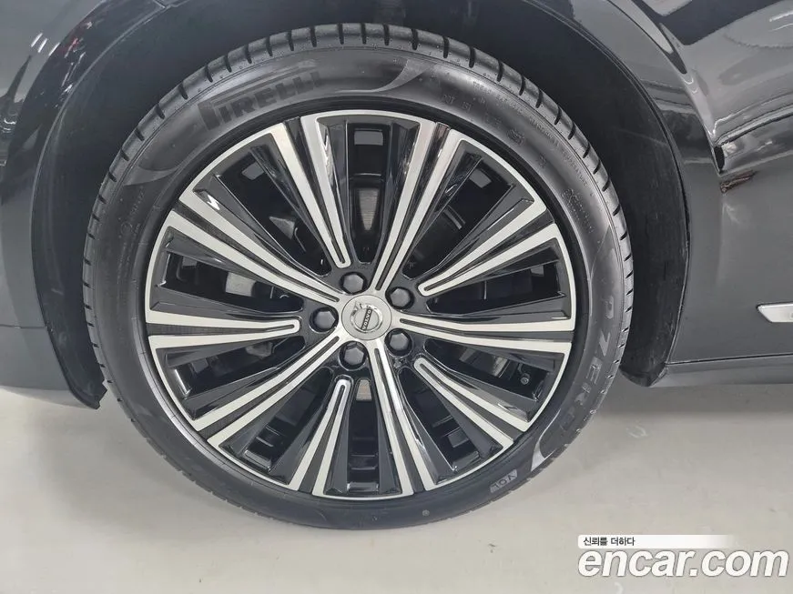 Volvo S90 2024 из KR, фото 5