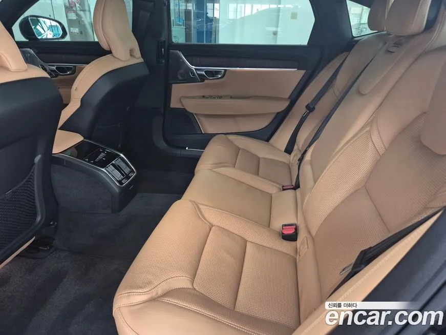 Volvo S90 2024 из KR, фото 9