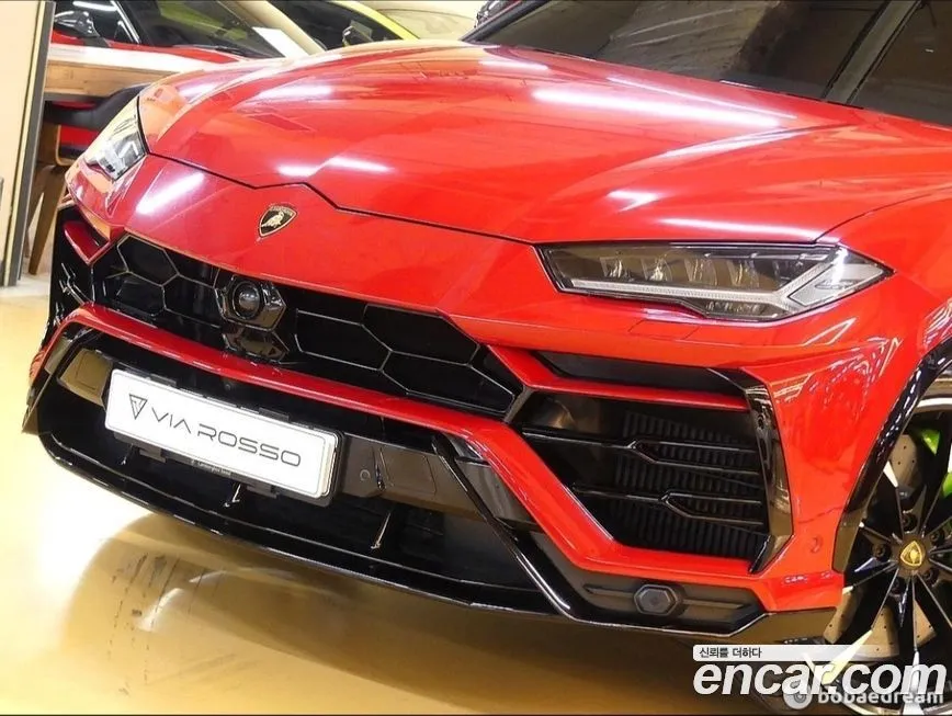 Lamborghini Urus — фото 10
