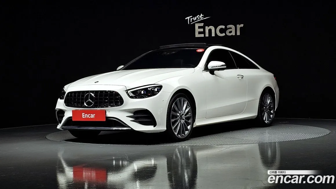 Mercedes-Benz E-Class — фото 1