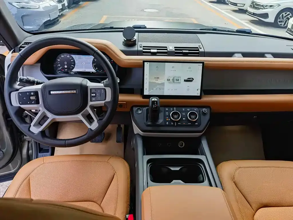 Land Rover Defender — фото 6