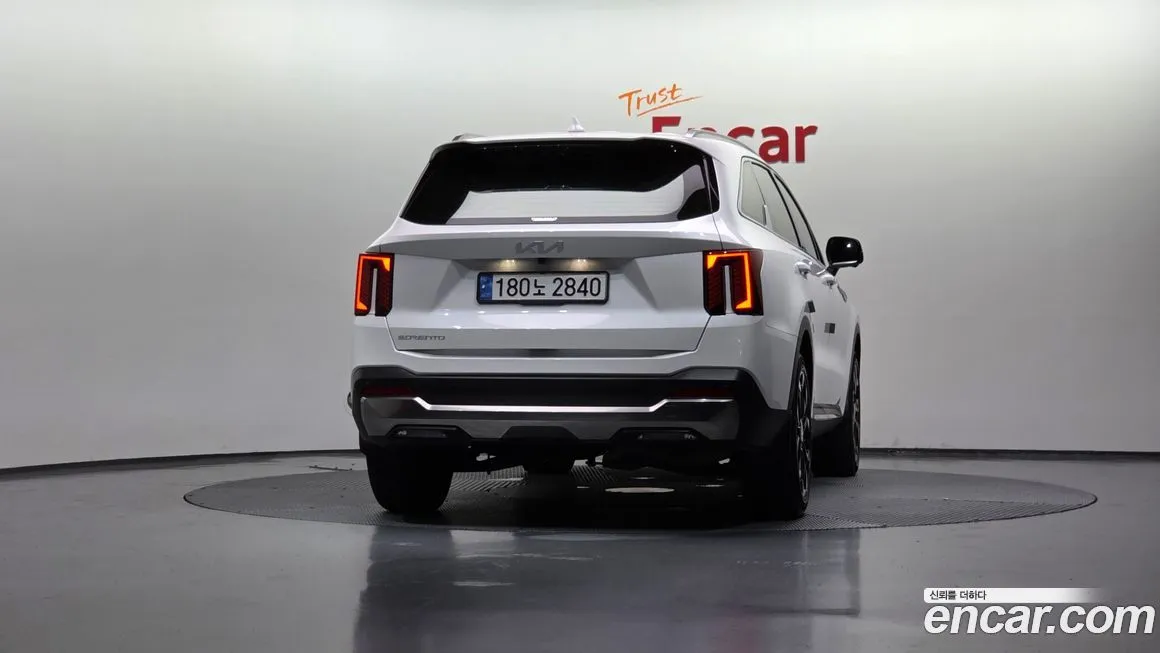 Kia Sorento — фото 4