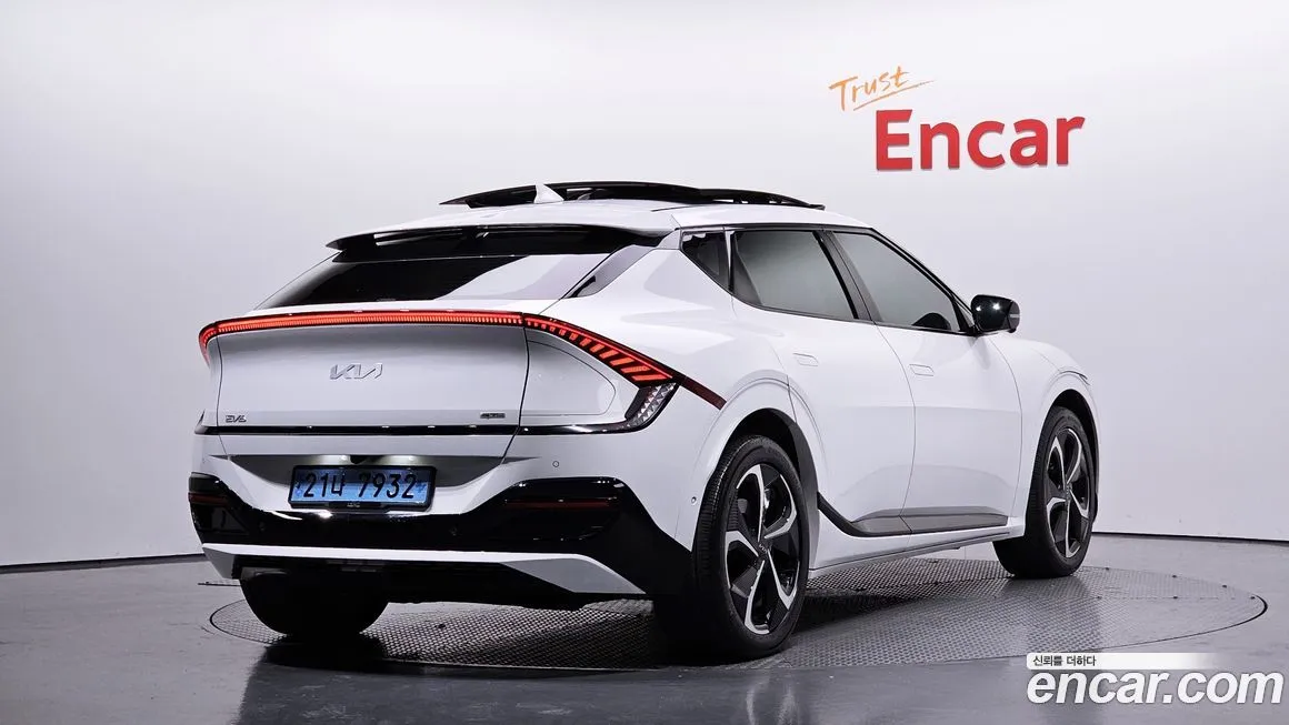 Kia EV6 — фото 2