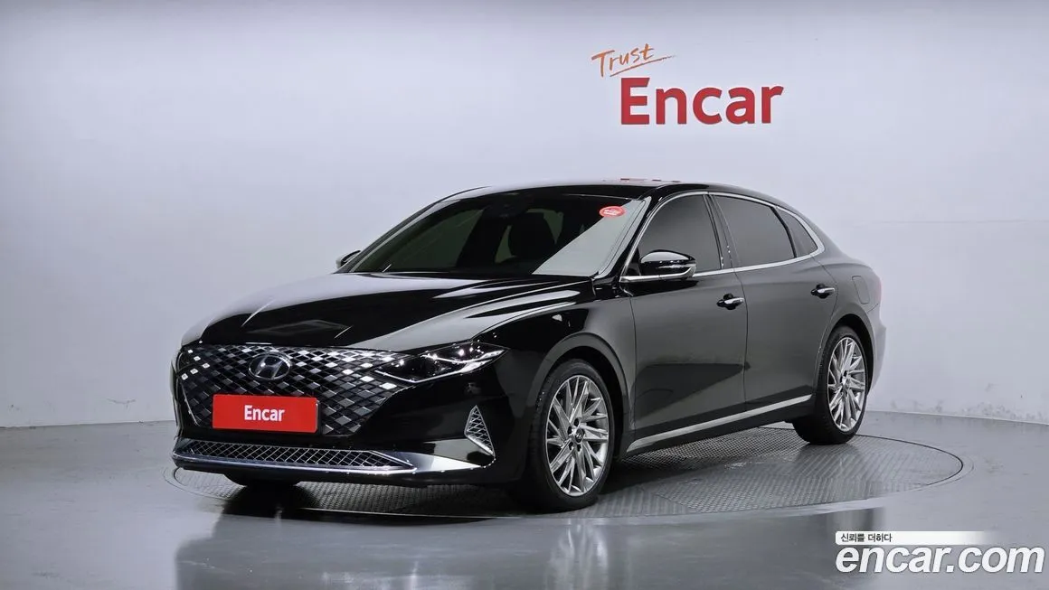 Hyundai Grandeur — фото 1