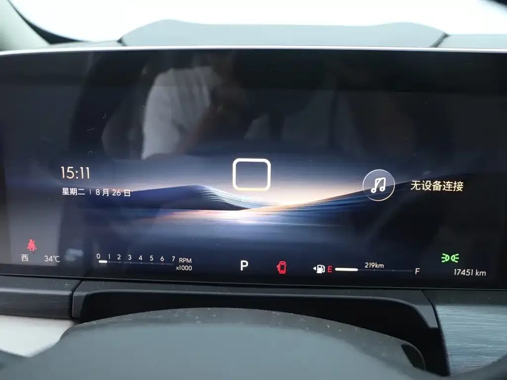Buick GL8 2024 из CN, фото 10