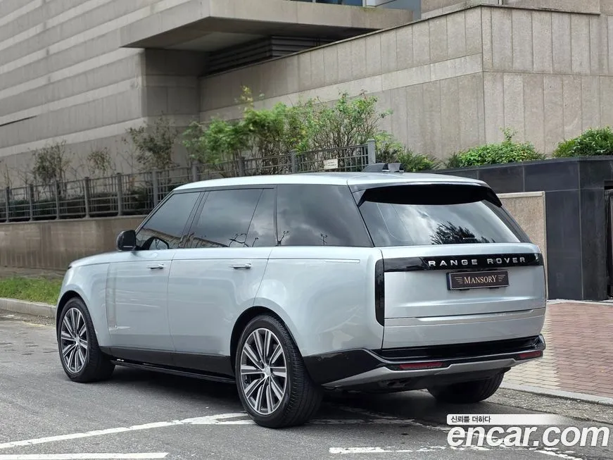 Land Rover Range Rover 2024 из KR, фото 2