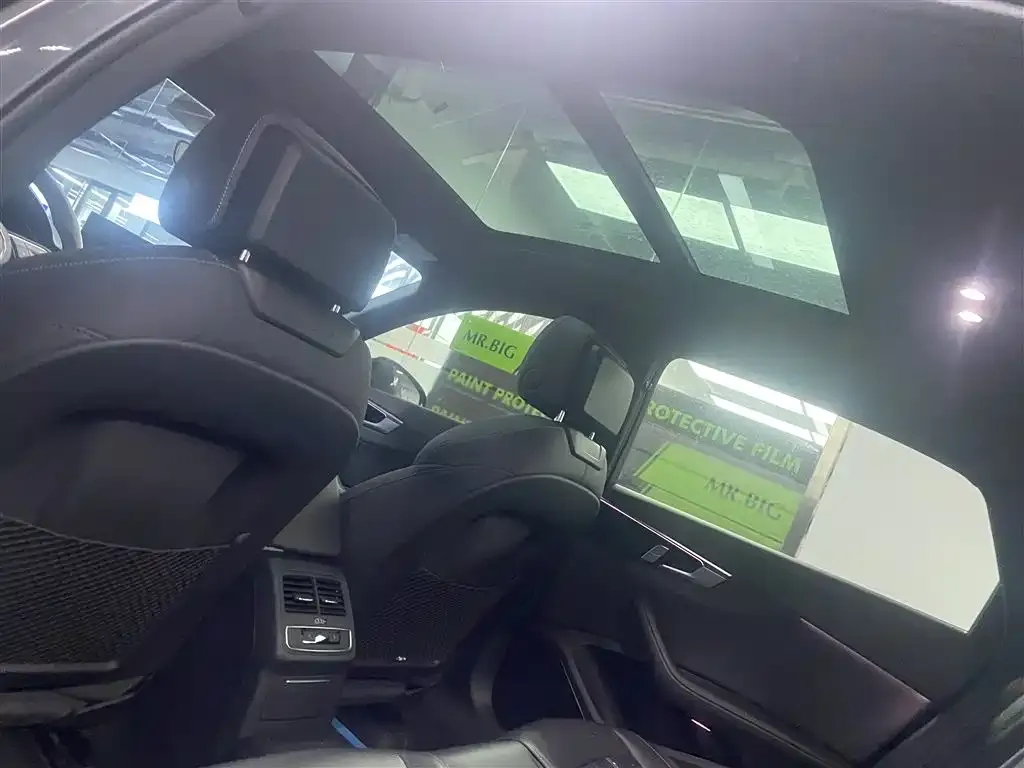 Audi A4L 2024 из CN, фото 8