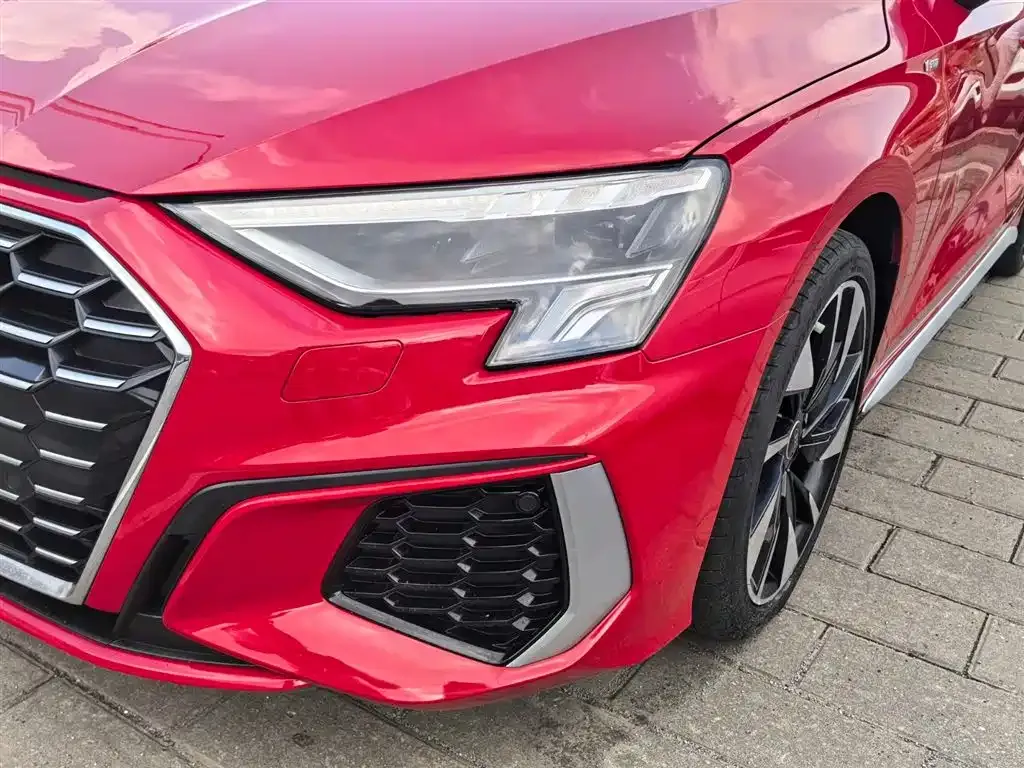 Audi A3 2023 из CN, фото 7