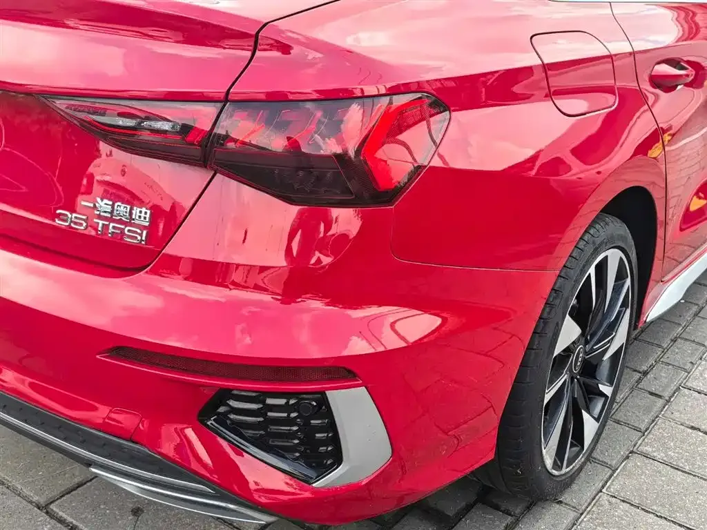 Audi A3 2023 из CN, фото 8