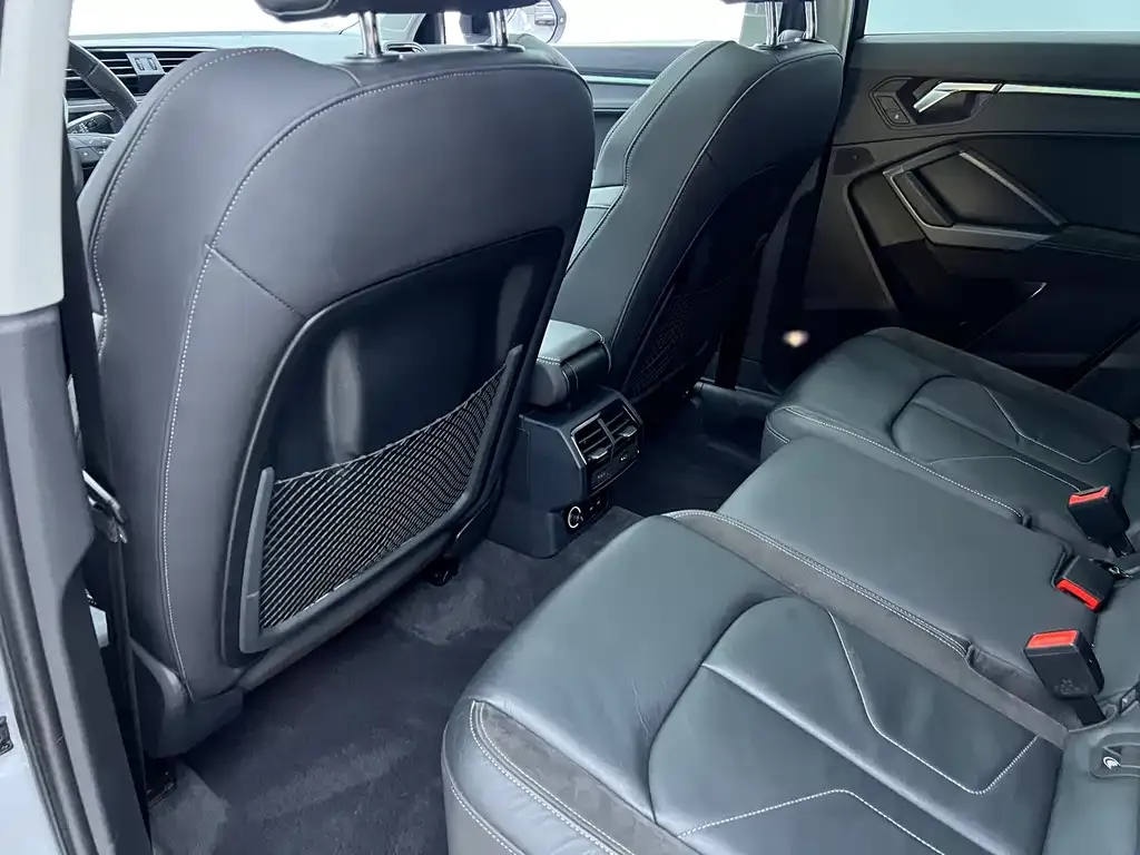 Audi Q3 Sportback — фото 10