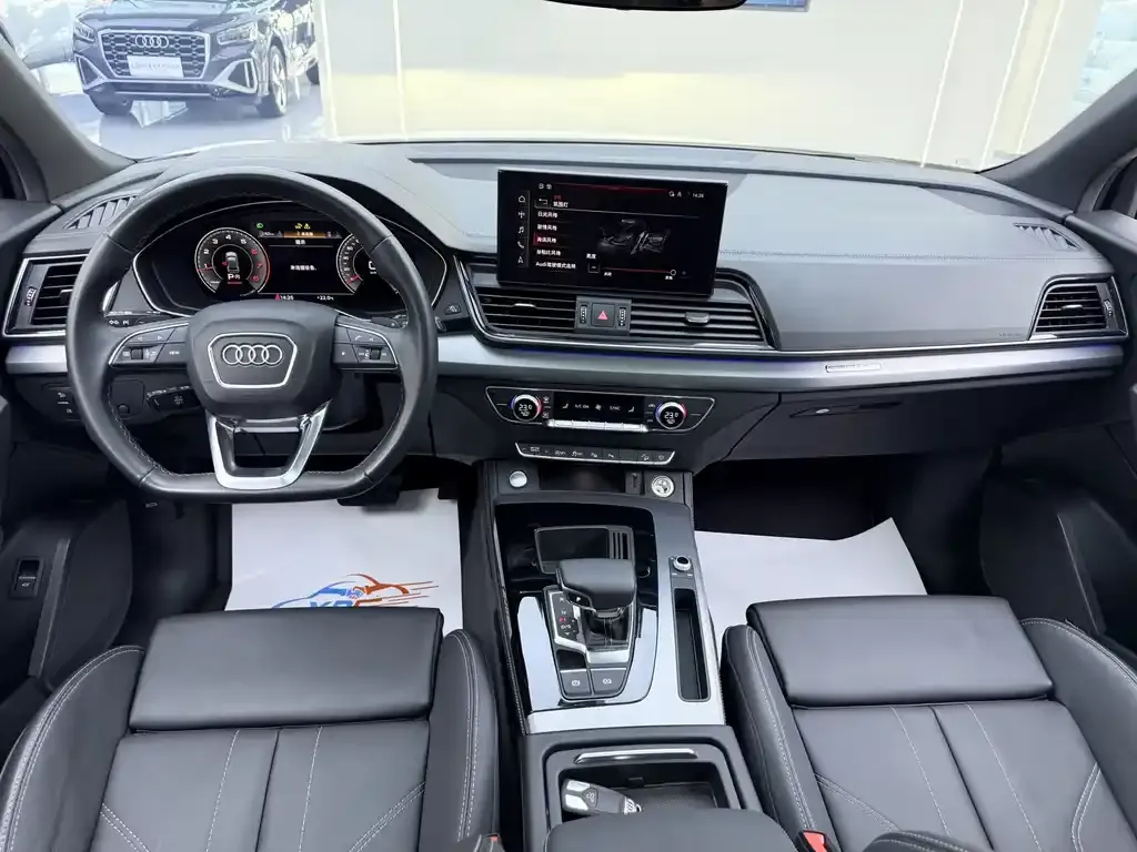 [object Object] Q5L Sportback 2023 из CN, фото 5