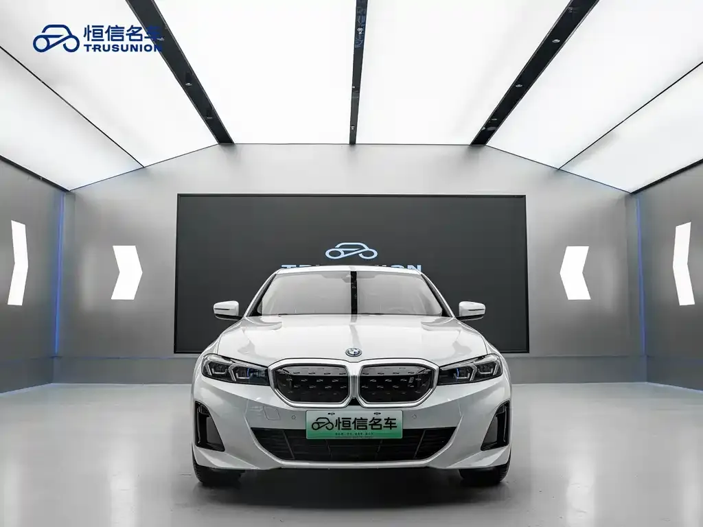 BMW i3 2024 из CN, фото 2