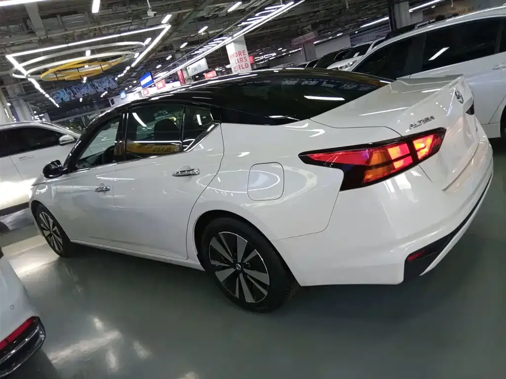 Nissan Teana 2022 из CN, фото 5