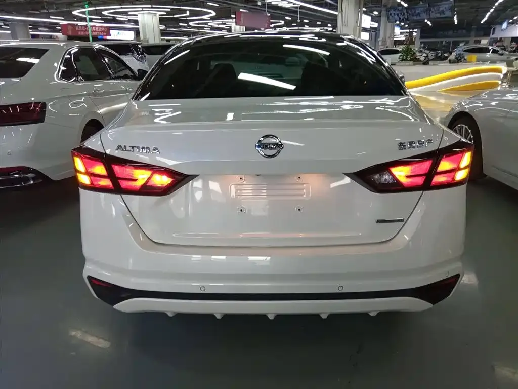 Nissan Teana 2022 из CN, фото 6