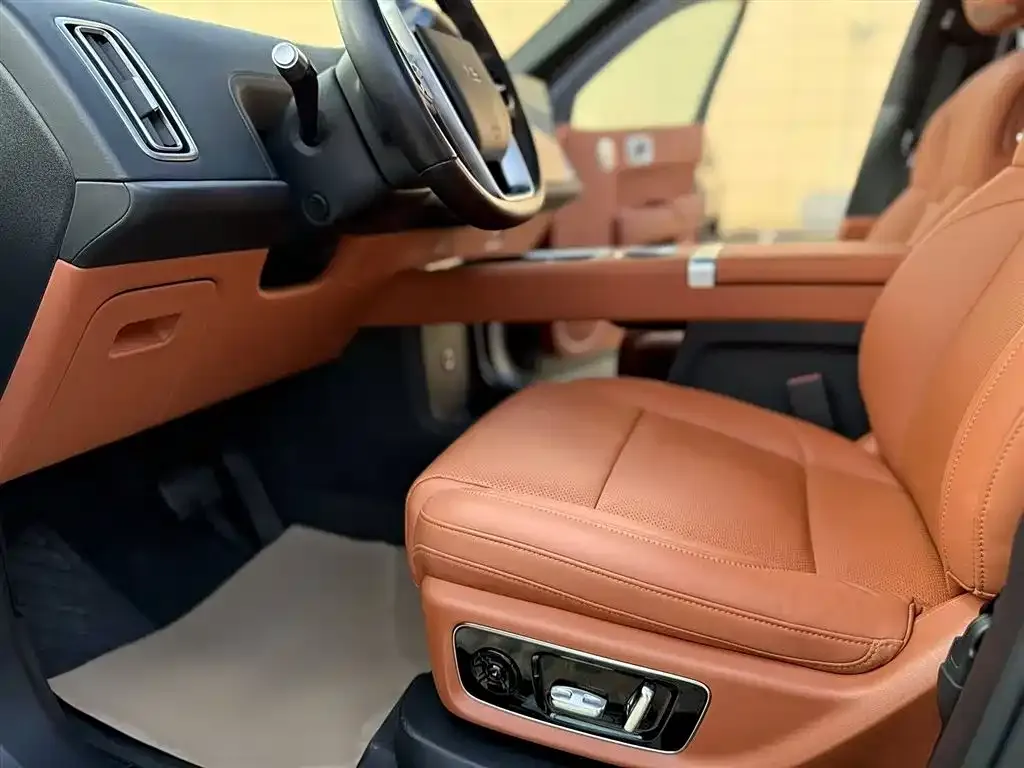 Li Auto L8 2024 из CN, фото 2