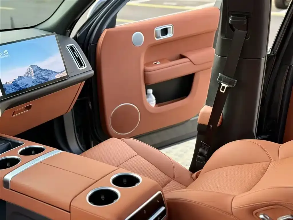 Li Auto L8 2024 из CN, фото 8