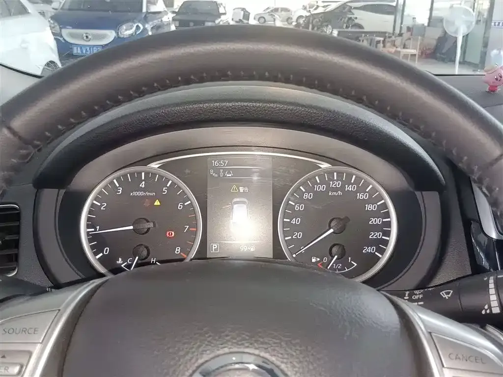 Nissan Tiida 2022 из CN, фото 6