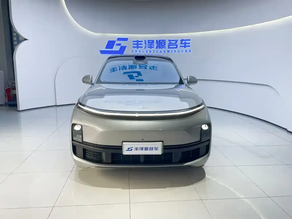Li Auto L8 2024 из CN, фото 5