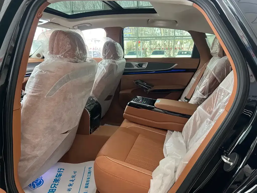 Hongqi H9 2025 из CN, фото 6