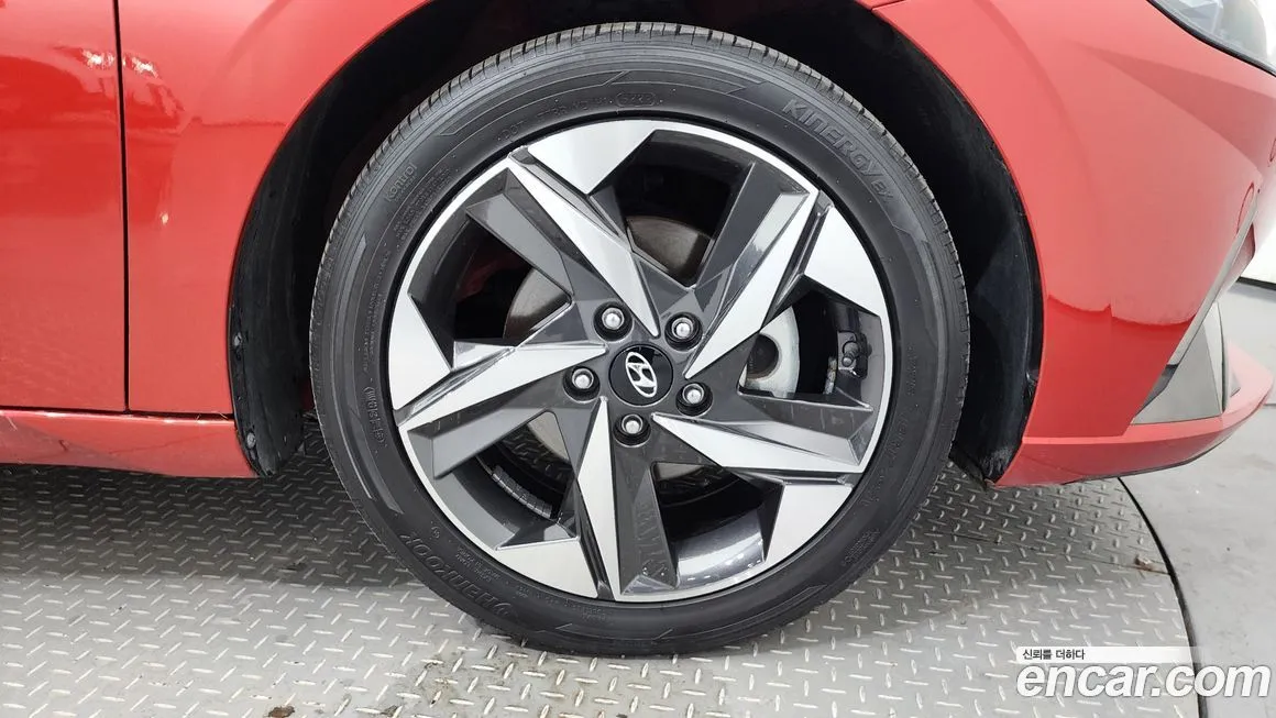 Hyundai AVANTE — фото 5