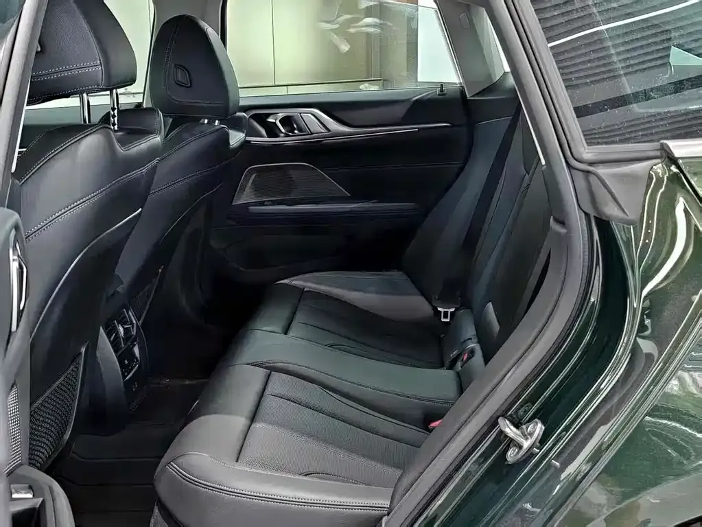 BMW 4 Series 2021 из CN, фото 10