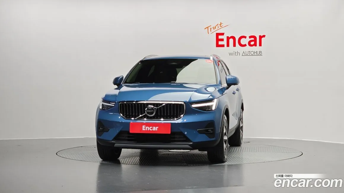 Volvo XC40 2024 из KR, фото 3