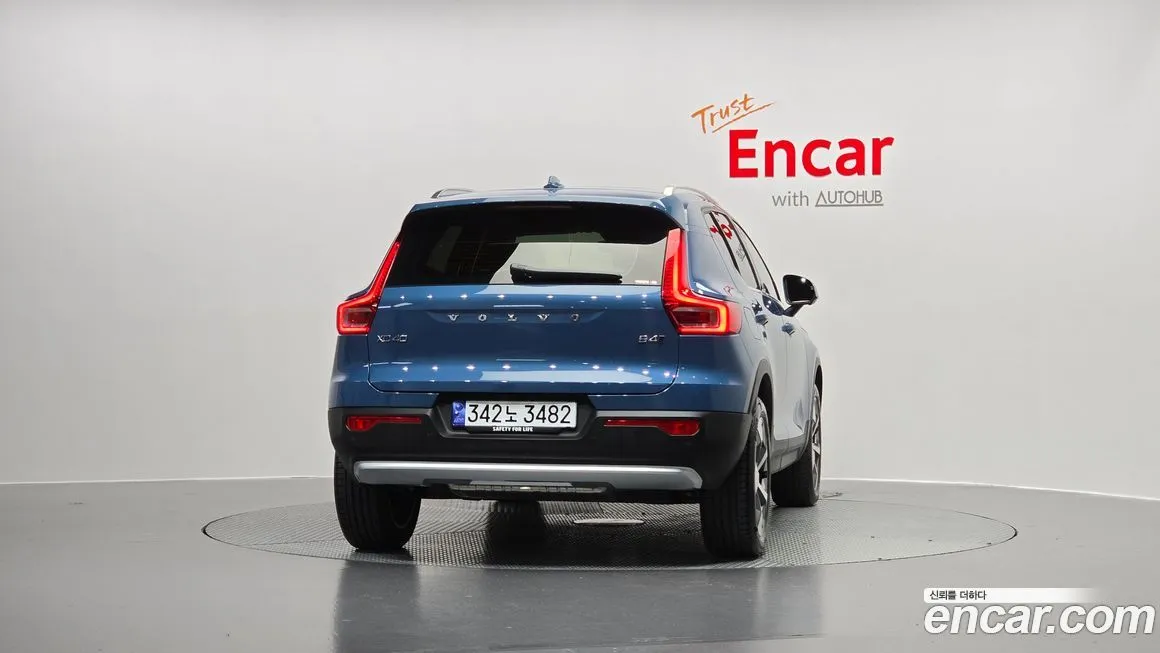 Volvo XC40 2024 из KR, фото 4