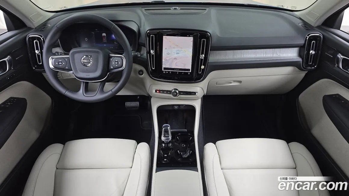 Volvo XC40 2024 из KR, фото 7