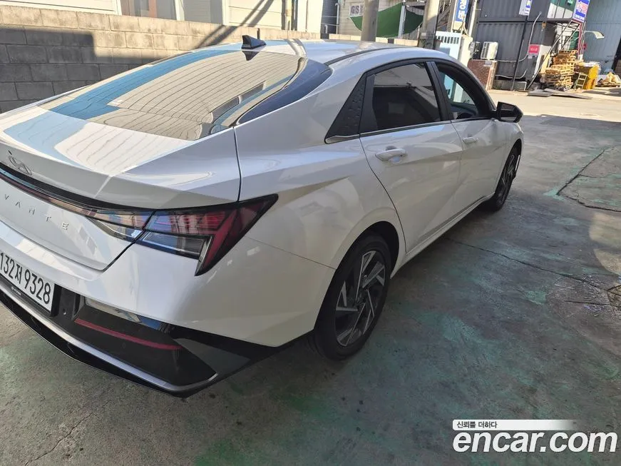 Hyundai AVANTE — фото 4
