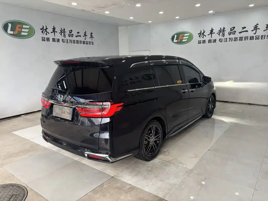 Honda Odyssey 2024 из CN, фото 5