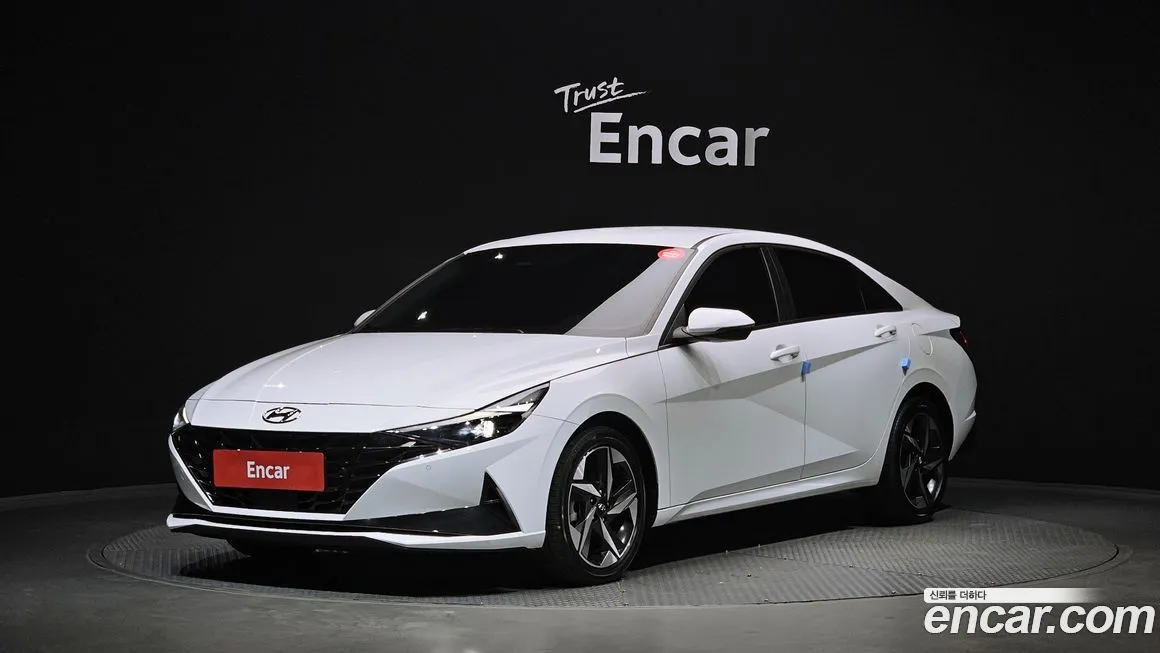 Hyundai AVANTE 2023 из KR, фото 1