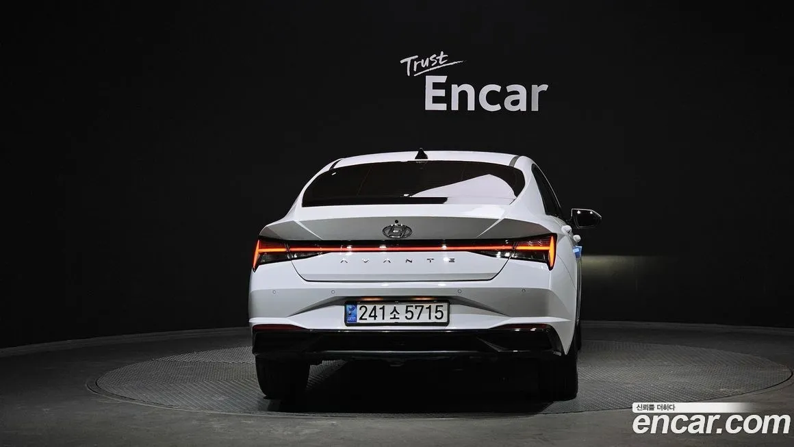 Hyundai AVANTE 2023 из KR, фото 4