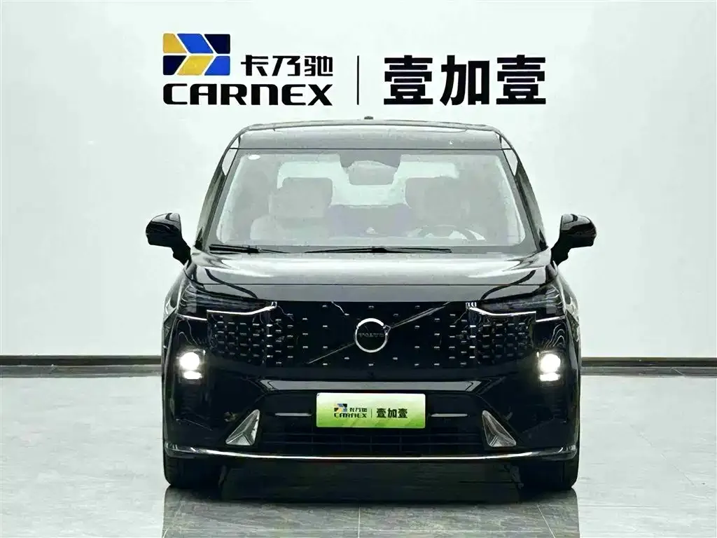 Volvo EM90 2024 из CN, фото 2