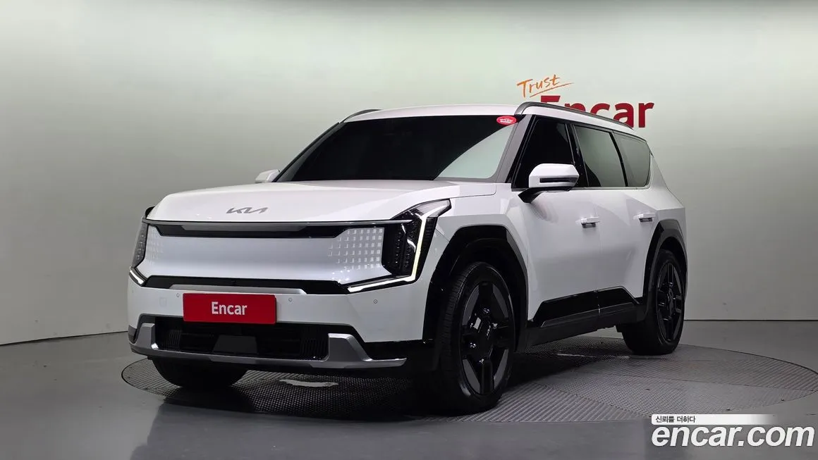 Kia EV9 2024 из KR, фото 1