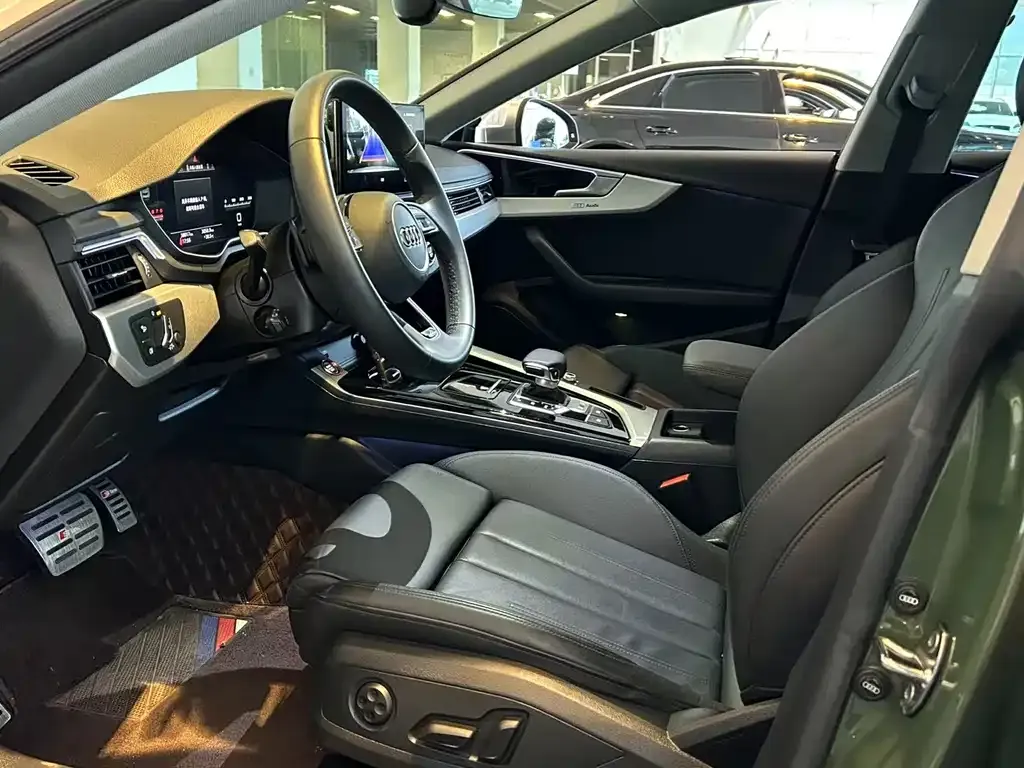 Audi A5 (Import) 2023 из CN, фото 10