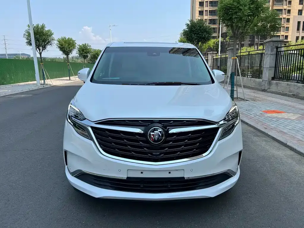 Buick GL8 2022 из CN, фото 1