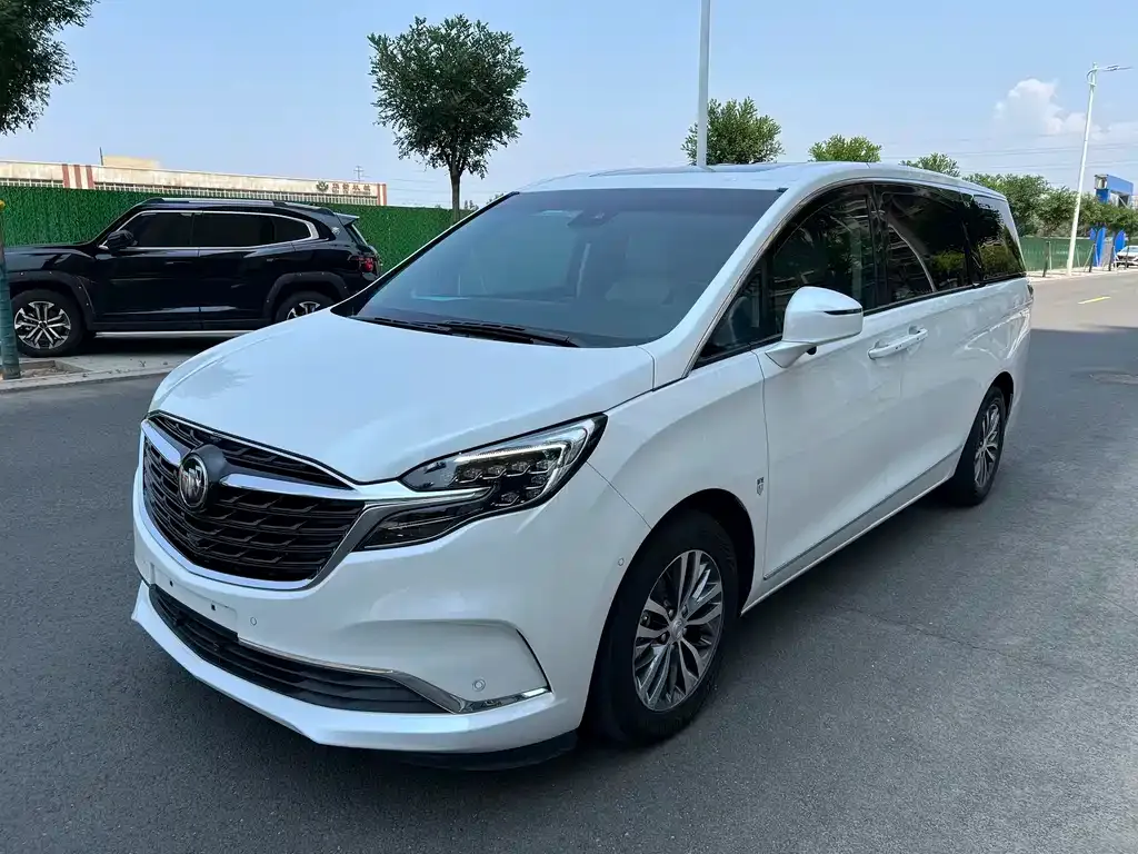Buick GL8 2022 из CN, фото 2